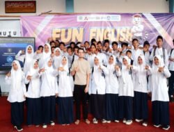 Fun English and Cultural Exchange SMP Mutu Blimbing Hadirkan Native Speaker Amerika