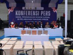 Kapolres Priok Hadiri Konferensi Pers, 8,96 Juta Batang Rokok Ilegal Diamankan di Pelabuhan Tanjung Priok, Negara Berpotensi Rugi Rp.6,68 Miliar