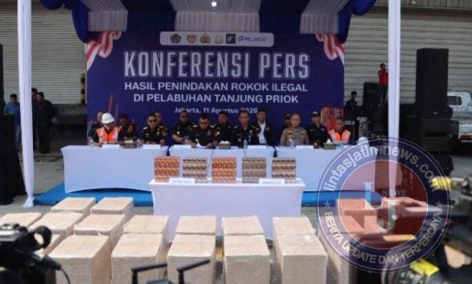 Kapolres Priok Hadiri Konferensi Pers, 8,96 Juta Batang Rokok Ilegal Diamankan di Pelabuhan Tanjung Priok, Negara Berpotensi Rugi Rp.6,68 Miliar