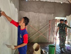 Sentuhan akhir Rehan RTLAH TMMD ke 129, Rumah Katimin Menuju Layak Huni