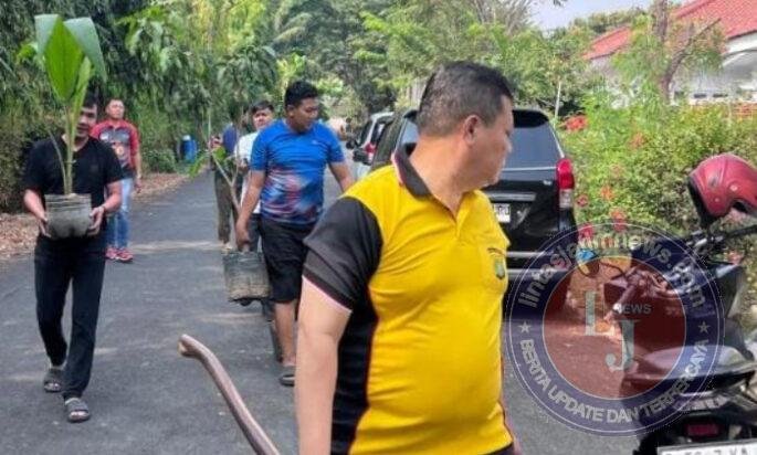 Semarak Hari Kemerdekaan Republik Indonesia ke-81, Polres Priok Tanam 25 Pohon Bersama Masyarakat