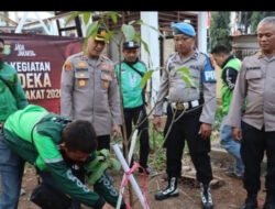 Semarak HUT ke-81 RI, Polres Pelabuhan Tanjung Priok Tanam 20 Pohon Bersama Masyarakat