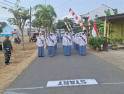TNI-Polri Amankan Lomba Gerak Jalan HUT Ke-81 RI di Gandusari
