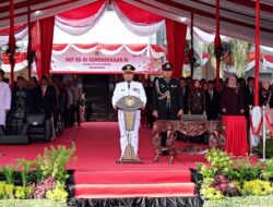Upacara HUT ke-81 RI di Gresik Berlangsung Khidmat, Kapolres: Generasi Muda Harus Jadi Penerus Semangat Pahlawan