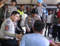 Astamaops Polri Cek Langsung Posko Pengungsi Gempa NTT, Siapkan Dukungan SAR hingga Layanan Medis