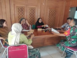 Perkuat Sinergi Tiga Pilar, Babinsa Purwodiningratan Musyawarah Bersama Perangkat Kelurahan