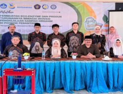 Kolaborasi UNAIR, UB, dan ITS Dorong Generasi Muda Peduli Lingkungan melalui Demonstrasi Eco-Enzyme dan Penanaman Pohon