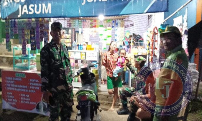 Patroli Malam Cipta Kondisi, Serka Heri Santoso Sambangi Warga Demi Menjaga Keamanan Bulukerto
