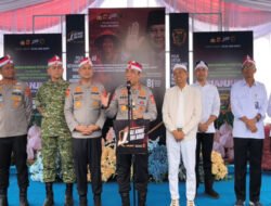 Wakapolri Berikan bansos 1.000 paket untuk 2 Gapoktan Bawang putih di Cianjur