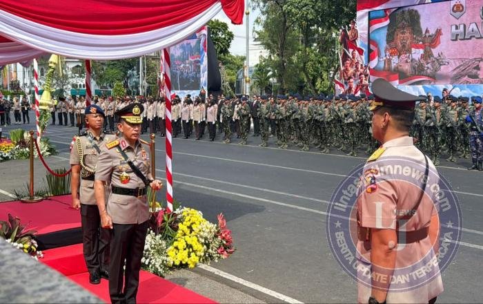 Kapolri Pimpin Upacara Hari Juang Polri 2026 di Surabaya