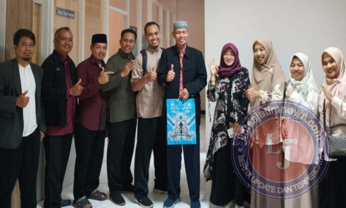 Sebelum Wisuda, Sepuluh Penerima Beasiswa LPPD UMM Titipkan Terima Kasih kepada Sang Promotor