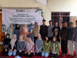 Dosen UPN “Veteran” Jawa Timur Terapkan Hasil Riset melalui Aplikasi Biopestisida Fobio di Kelompok Tani Kopi