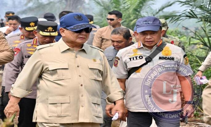 Tito Dampingi Presiden Prabowo Tinjau Penanganan Karhutla di Kalimantan Barat