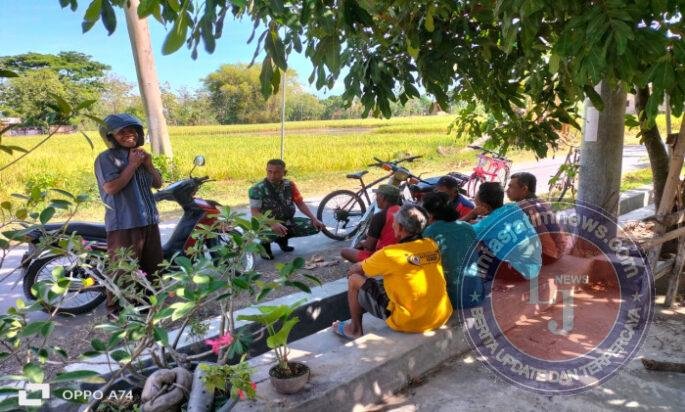 Komsos Babinsa Ponorogo Himbau Warga Agar Selalu Menjaga Kamtibmas