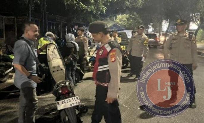 Berikan Rasa Aman Masyarakat, Kapolsek Bekasi Barat Pimpin Razia Stasioner dan Patroli Jaga Jakarta On The Spot
