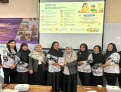 PGSD UNESA Latih Guru SD di Blitar Lakukan Deteksi Dini Risiko Kesulitan Membaca
