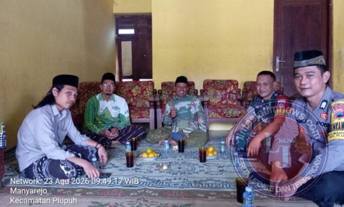 Pengajian Akbar Lapanan MWC NU Plupuh Dihadiri 300 Jamaah, Babinsa Turut Pastikan Kegiatan Kondusif