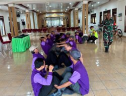 Babinsa Joyotakan Latih Fisik & Kebugaran Kader DESTANA