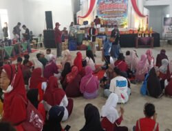 Meriahkan HUT RI Ke 81, Babinsa Serda Taufik Berikan Pengamanan Jalan Sehat di Tingkat Desa