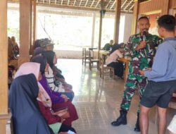 Babinsa Joyotakan Pelopori Kerja Bakti Bersama Warga Masyarakat