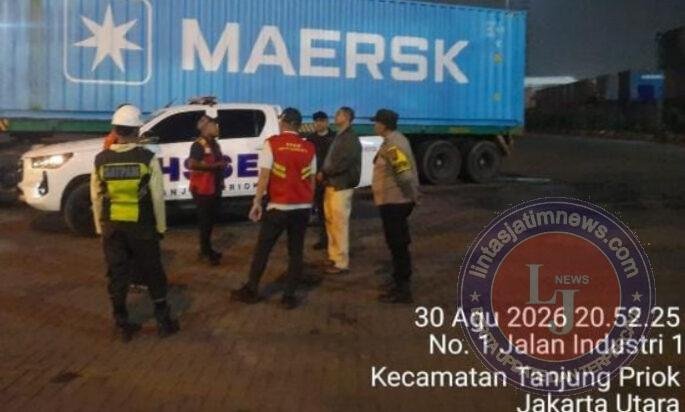 Patroli Dialogis Polsubsektor Inggom, Polres Pelabuhan Tanjung Priok Ajak Satpam dan Pekerja Bersama Jaga Kamtibmas