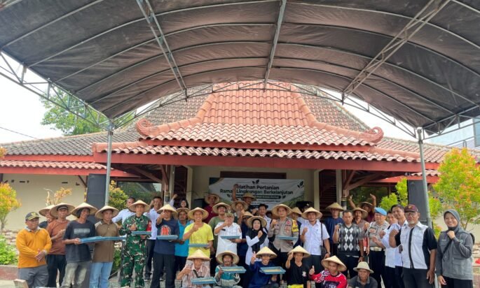 Dukung Ketahanan pangan, Babinsa Koramil Geneng Ikuti Pelatihan Pertanian Ramah Lingkungan Berkelanjutan Tehnik Semai