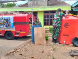 Kodim 0806/Trenggalek Kerahkan Water Tank Bantu Warga Krisis Air