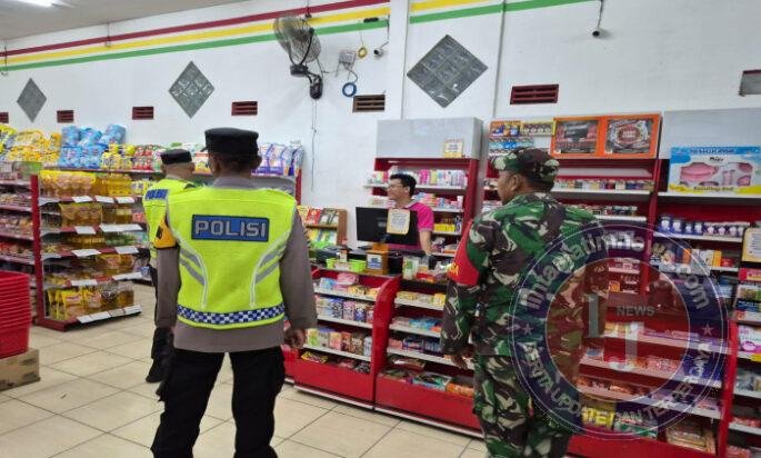 Pastikan Wilayah Aman Dan Kondusif, Anggota Koramil Kendal Laksanakan Patroli Gabungan