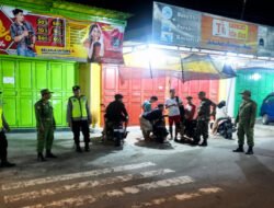 Babinsa Koramil 09/Giritontro Bersama Bhabinkamtibmas dan Linmas Gelar Patroli Malam