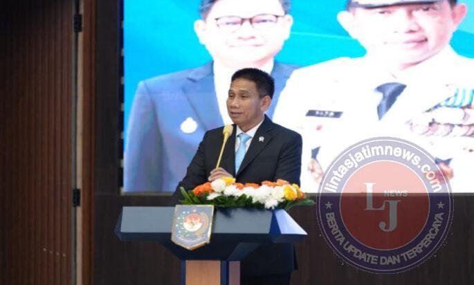 Buka KPPD IV, Wiyagus Tekankan Pentingnya Kepemimpinan Holistik di Daerah