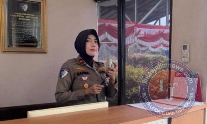 Kompol Darmawati Gantikan Piket Mako, Berikan Kesempatan Anggota PJR BSD Agar Menunaikan Ibadah Shalat Jum at