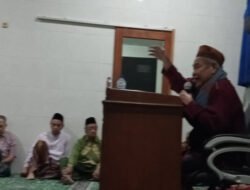 Belajar dari Keteguhan Nabi Nuh AS, Ustadz Amrozi Ajak Jamaah Perbanyak Istighfar