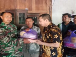 Wujud Kepedulian Sosial, Babinsa Dampingi Penyerahan Bantuan kepada Warga Desa Pucanganom