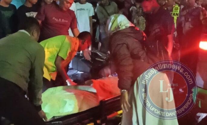 Kecelakaan Maut di Depan Makam Metatu Benjeng Gresik, Pengendara Motor Tewas