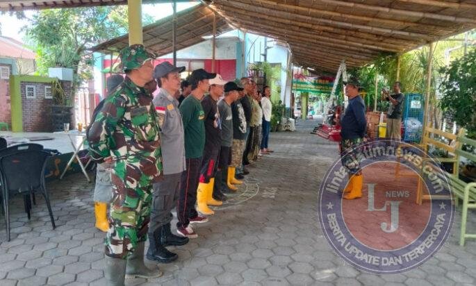 Semangat Gotong Royong, Koramil 04/Jebres dan Warga Gandekan Siapkan Pra KBD Tahap III TA. 2026