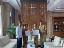 Perkuat Karakter Religius Siswa, SMPN 1 Pucuk Tanda Tangani MoU Bimbingan Tahfiz Bersama LPTQ Lamongan
