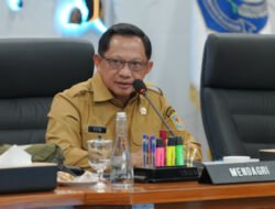 Percepat Penyaluran Bantuan Bencana NTT, Mendagri Minta Pemda Segera Penuhi Kebutuhan Warga