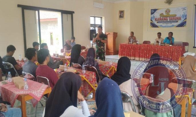Pembinaan Babinsa Dorong Pemuda Selopuro Aktif Jaga Kamtibmas