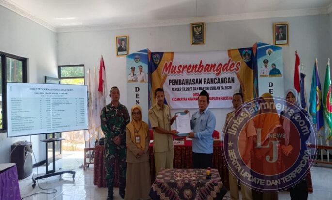 Babinsa Koramil 0801/05 Nawangan Hadiri Musrenbangdes Bahas Rancangan RKP Desa Tahun 2027