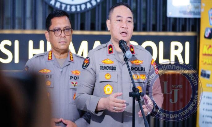 Perkuat Operasi SAR, Polri Evakuasi Dua Jenazah KM Virgo dengan Helikopter