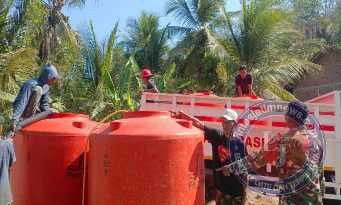 Atasi Krisis Air Bersih, Kodim 0801/Pacitan Dampingi Pengeboran Sumur Bantuan BNPB di Desa Hadiwarno