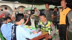 HUT ke-81 TNI, Warga Trenggalek Antusias Ikuti Baksos Kesehatan