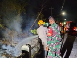 Asap Pekat Ganggu Warga, Babinsa Nogosari Sigap Bantu Padamkan Kebakaran Tumpukan Sampah