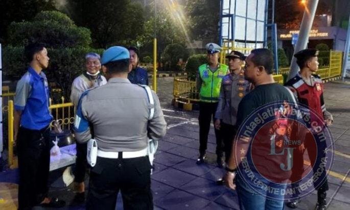 Patroli Cipta Kondisi Polres Pelabuhan Tanjung Priok Sasar Jalur Pelabuhan, Imbau Pengemudi Trailer dan Penumpang Kapal