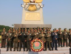 Ziarah HUT TNI ke-81, Prajurit Madiun Teladani Semangat Para Pahlawan