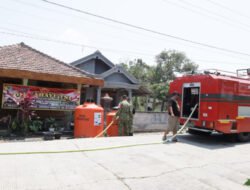 Bakti TNI AD, Kodim Ponorogo Adakan Penyaluran Bantuan Air Bersih Secara Serentak