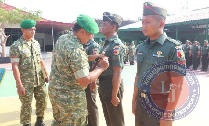 Sebanyak 37 Anggota Kodim 0805/Ngawi Melaksanakan Kenaikan Pangkat