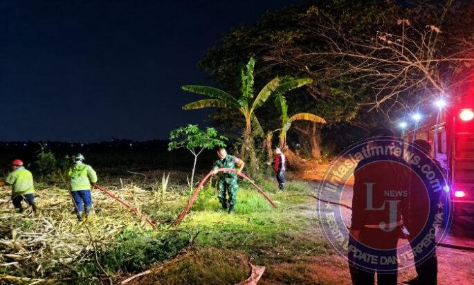 Api di Lahan Tebu Dekat Permukiman Nambangan Lor Berhasil Dipadamkan