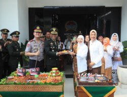 Polres Gresik Beri Kejutan HUT TNI ke-81, Sinergitas TNI-Polri Semakin Solid