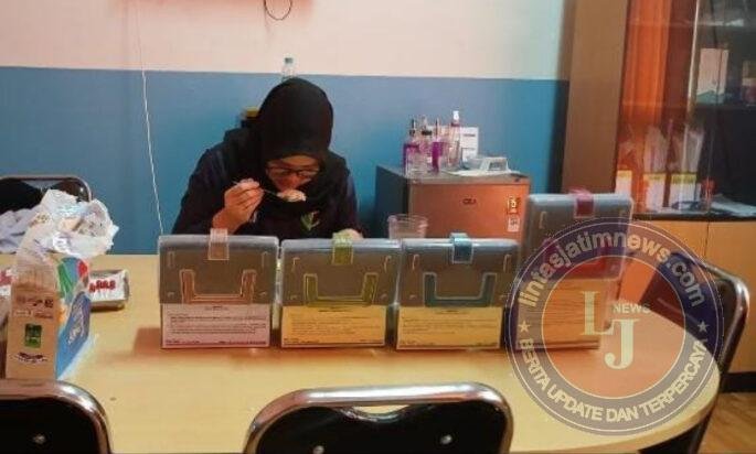 Food Safety MBG Polri di SPPG Rawa Badak Utara Pastikan Makanan Layak Konsumsi